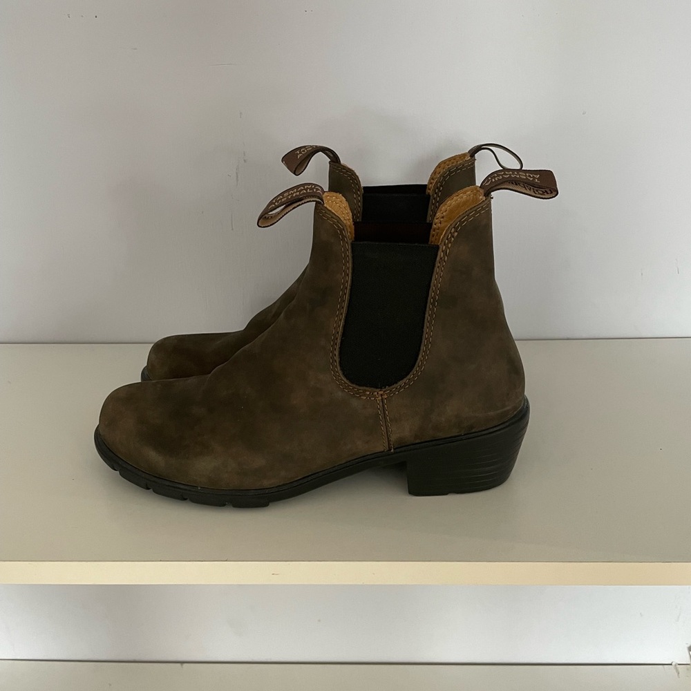 Blund stone boots. Size US 10